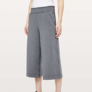 lululemon Hello Sunday Crop